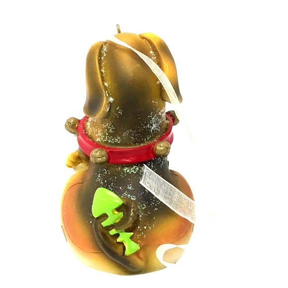 Beagle Dog and Cat Resin Christmas Ornament Hugging Presents Glitter 3 in - Picture 4 of 6